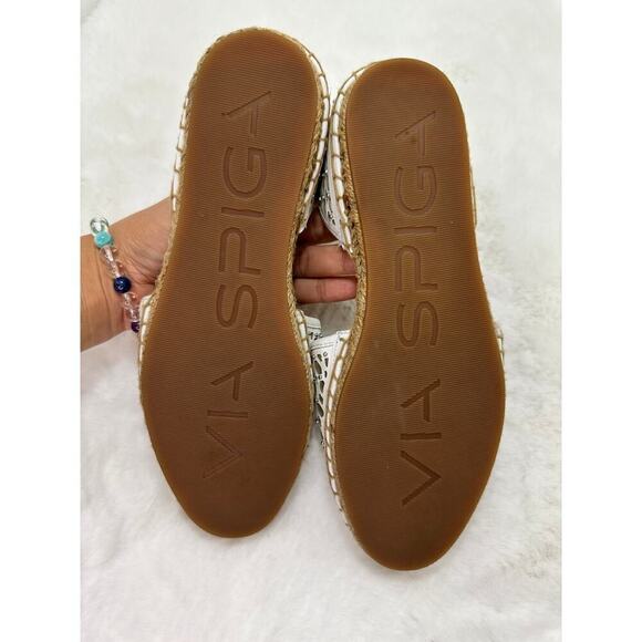 Via Spiga White Studded Slip On Sandals Size 5.5 M - Picture 6 of 8